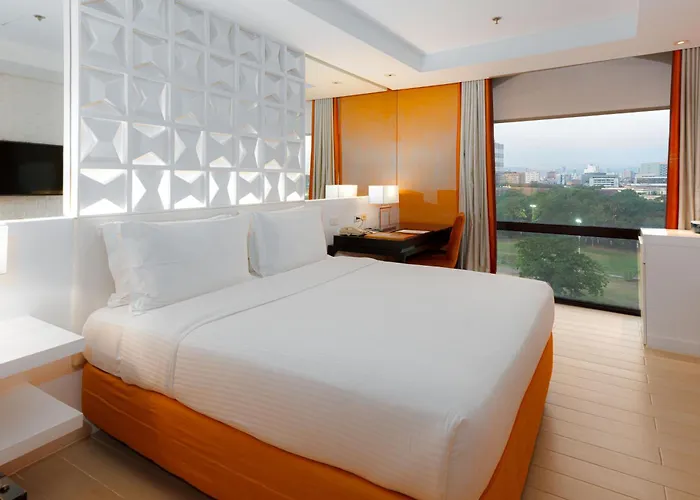 Deluxe King Room